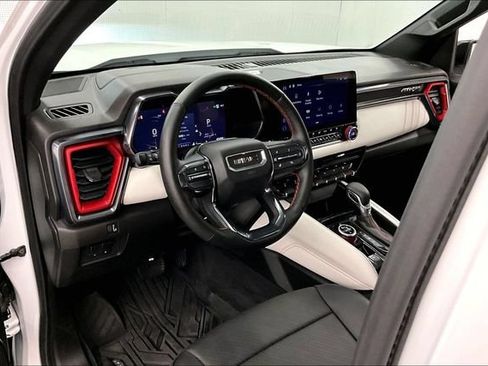 Used 2024 GMC Canyon AT4X AWD/4WD image 16