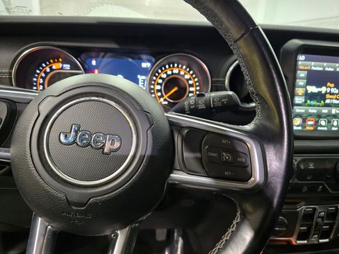 Certified 2021 Jeep Wrangler Unlimited Sahara image 20