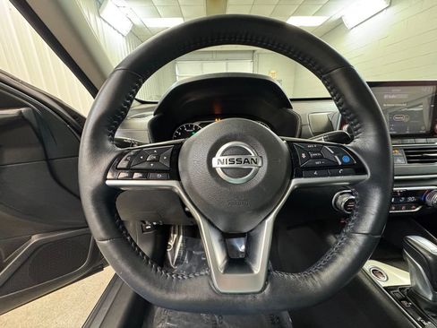 Used 2019 Nissan Altima 2.5 SV image 30