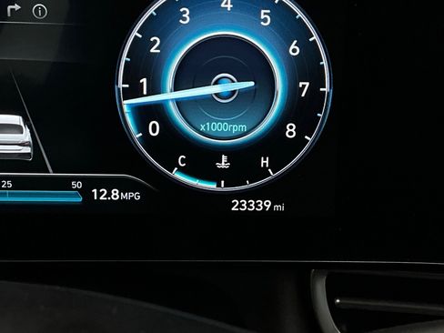 Used 2025 Hyundai Elantra SEL image 41