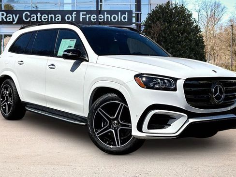 New 2026 Mercedes-Benz GLS 450 4MATIC image 2