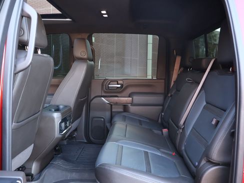 Used 2023 GMC Sierra 2500 Denali image 25