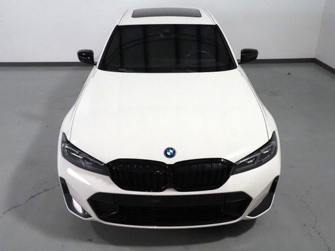 Used 2023 BMW 330e w/ M Sport Package image 11