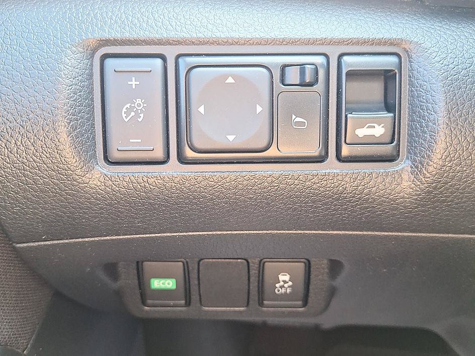 Used 2019 Nissan Sentra SV FWD image 31