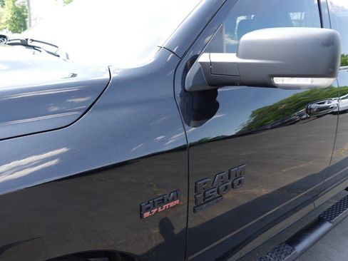Used 2022 RAM 1500 Classic SLT w/ Electronics Convenience Group AWD/4WD image 8