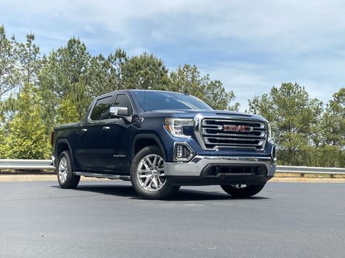 Used 2022 GMC Sierra 1500 SLT w/ SLT Premium Plus Package image 2