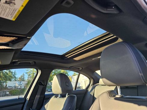 Used 2024 BMW 330i xDrive Sedan image 22