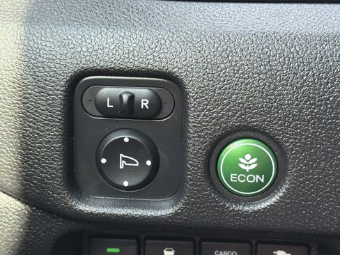 Used 2022 Honda Ridgeline Black Edition image 14