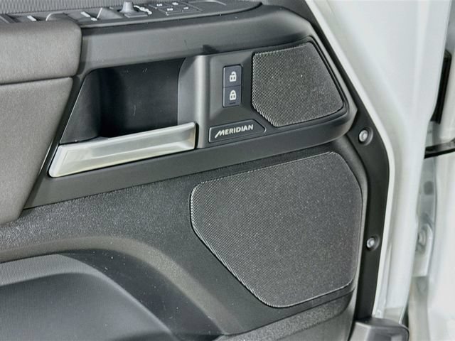 New 2026 Land Rover Defender 110 S AWD/4WD image 21