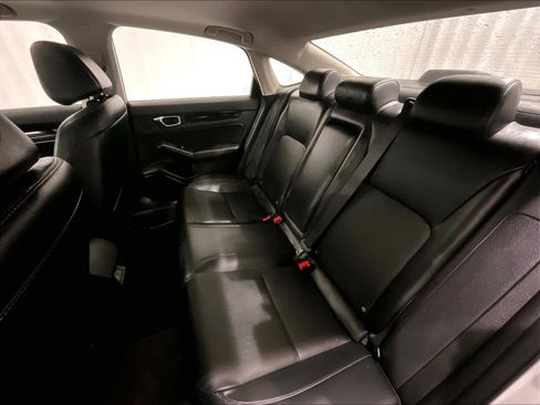 Used 2023 Honda Civic Touring image 15