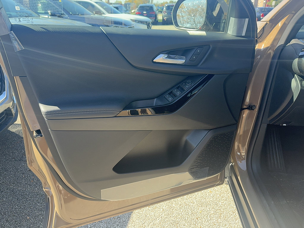 New 2027 Chevrolet Equinox LT AWD/4WD image 9