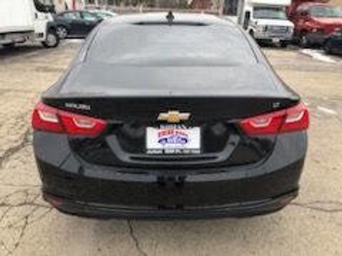 Used 2016 Chevrolet Malibu LT image 5