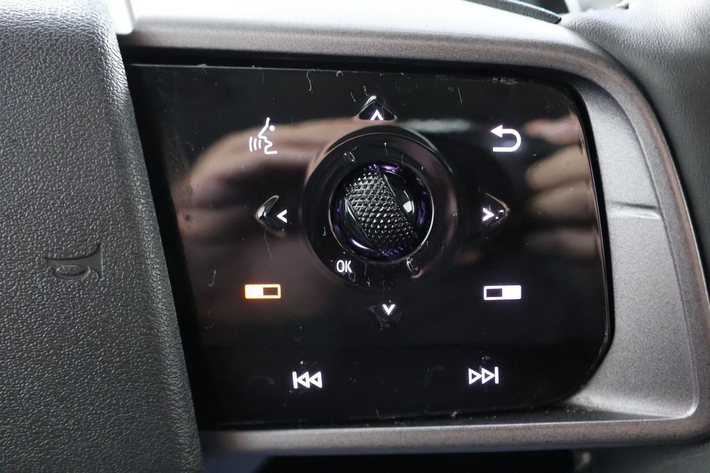 Used 2025 Nissan Murano SL AWD/4WD image 12