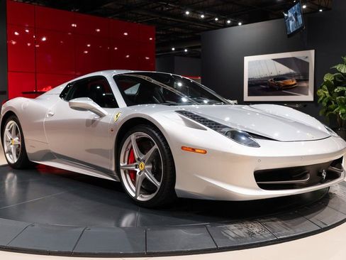 Certified 2014 Ferrari 458 Spider Base image 46