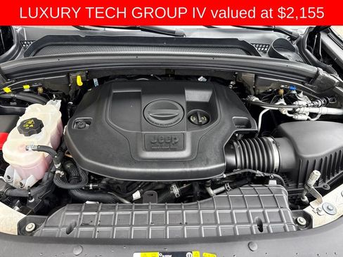 Used 2022 Jeep Grand Cherokee Overland w/ Adv Protech Group III AWD/4WD image 6