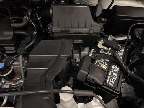 Used 2021 Honda HR-V LX image 22