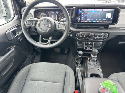 New 2026 Jeep Gladiator Sport image 33