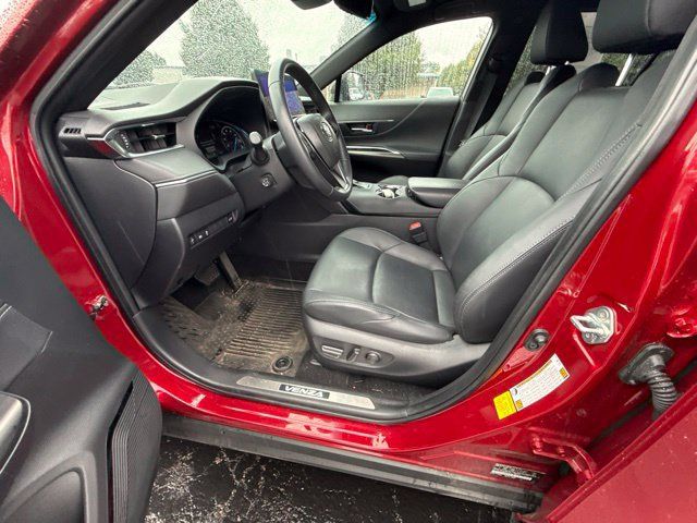 Used 2024 Toyota Venza Nightshade AWD/4WD image 14