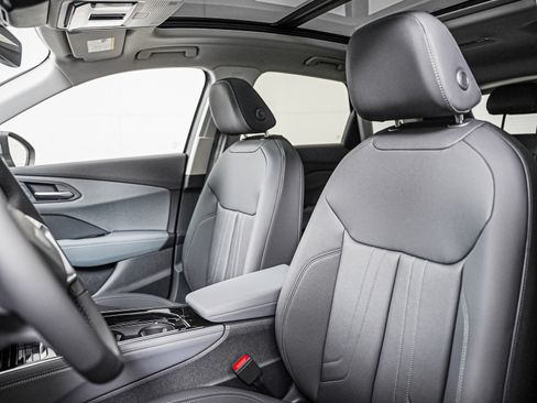 New 2026 Audi Q3 quattro 2.0T AWD/4WD image 8