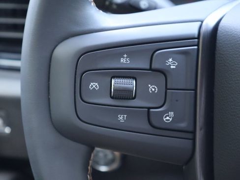 Used 2026 GMC Sierra 2500 AT4 w/ AT4 Premium Plus Package AWD/4WD image 8