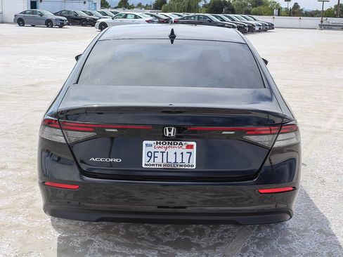 Certified 2023 Honda Accord LX image 5
