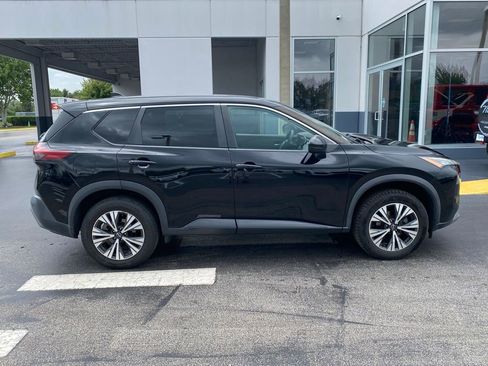 Used 2022 Nissan Rogue SV AWD/4WD image 11