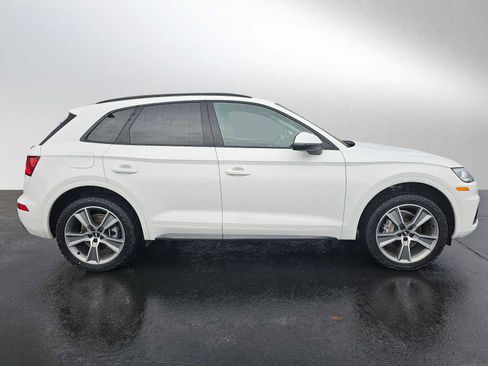 Used 2020 Audi Q5 2.0T Premium Plus w/ Premium Plus Package image 2
