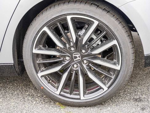 New 2025 Honda Accord Touring image 8