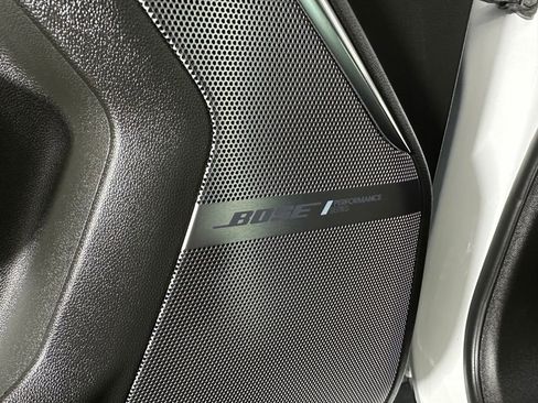 Used 2025 GMC Yukon Denali Ultimate image 25