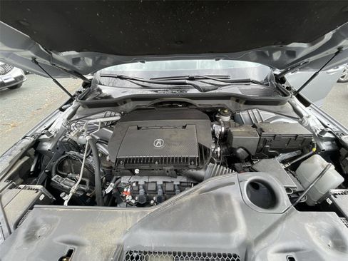 Used 2023 Acura MDX SH-AWD w/ Advance Package image 11