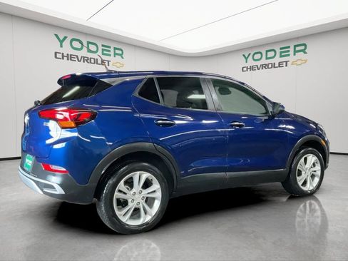 Used 2023 Buick Encore GX Preferred w/ Cold Weather Comfort Package AWD/4WD image 5