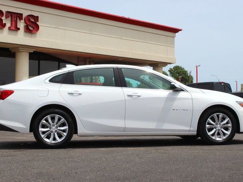Used 2023 Chevrolet Malibu LT FWD image 3