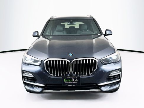 Used 2021 BMW X5 xDrive40i w/ Convenience Package AWD/4WD image 2