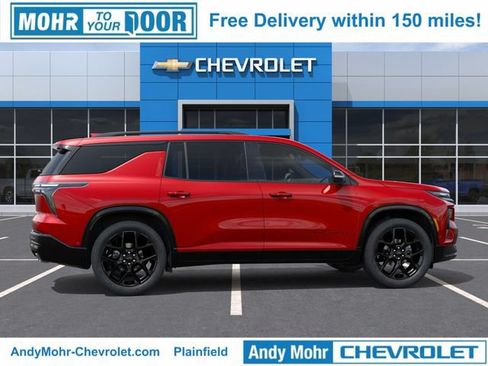 New 2026 Chevrolet Traverse RS w/ LPO, Floor Liner Package FWD image 7