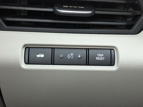 Used 2021 Nissan Altima 2.5 SV image 21