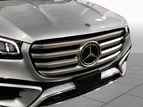 Used 2025 Mercedes-Benz GLS 450 4MATIC image 30