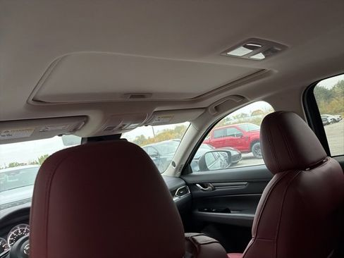 New 2025 MAZDA CX-5 Carbon Edition image 8