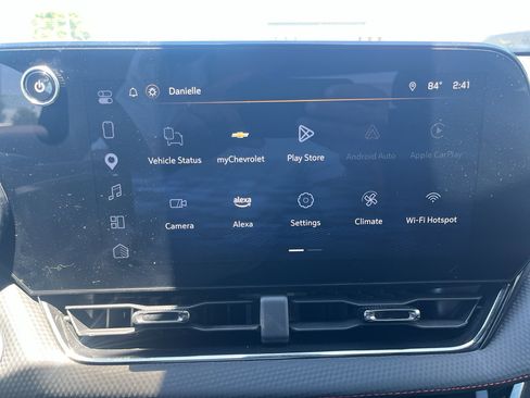Used 2025 Chevrolet Equinox RS FWD image 21