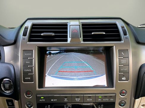 Used 2020 Lexus GX 460 Premium AWD/4WD image 14