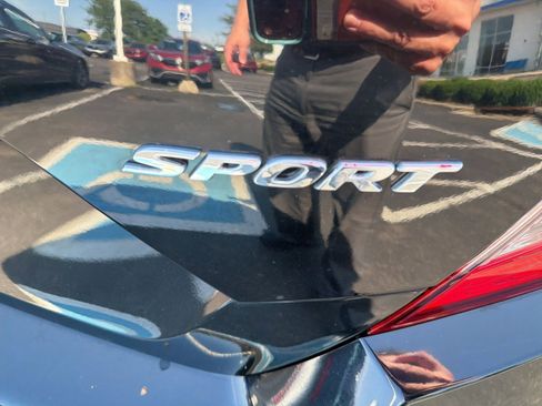 Used 2019 Honda Civic Sport image 33