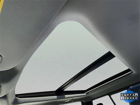 Used 2024 Ford F350 Lariat image 21