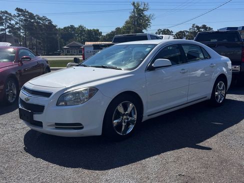 Used 2011 Chevrolet Malibu LT FWD image 2