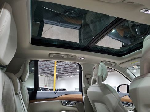 Used 2018 Volvo XC90 T6 Inscription w/ Convenience Package AWD/4WD image 22