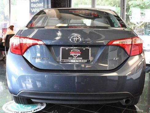 Used 2017 Toyota Corolla LE FWD image 11