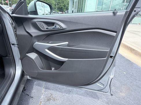 New 2026 Chevrolet Trax LS w/ LS Convenience Package FWD image 26