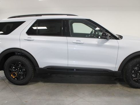 New 2026 Ford Explorer Tremor w/ Tremor Convenience Package image 10