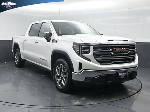 Used 2025 GMC Sierra 1500 SLT w/ SLT Premium Package AWD/4WD image 1