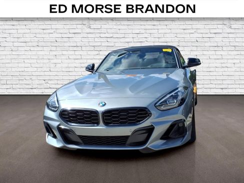 Used 2024 BMW Z4 M40i w/ Premium Package RWD image 2