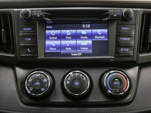 Used 2018 Toyota RAV4 LE w/ All Weather Liner Package AWD/4WD image 23