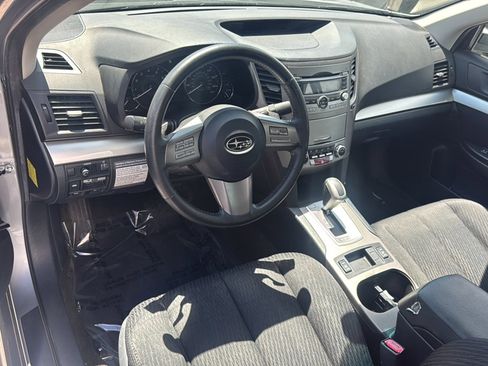Used 2011 Subaru Legacy 2.5i Premium AWD/4WD image 10